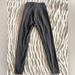 Beyond yoga pants ribbed. Gently worn, priced to sell